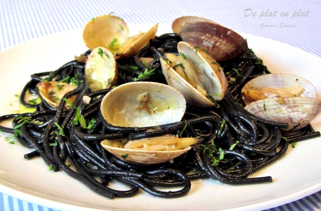 Espaguetis negres amb Cloïsses