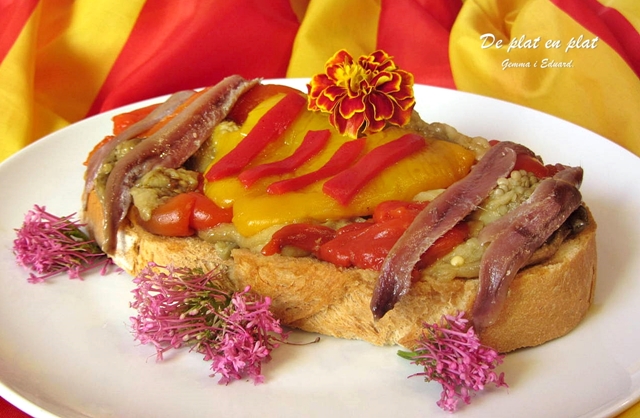 Torrada Catalana (Amb Escalivada i Anxoves de l’Escala)