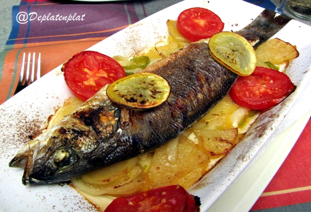 Llobarro al forn