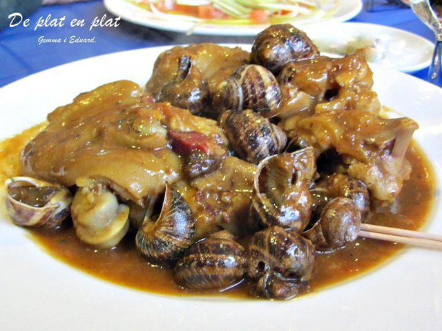 Peus de porc amb cargols
