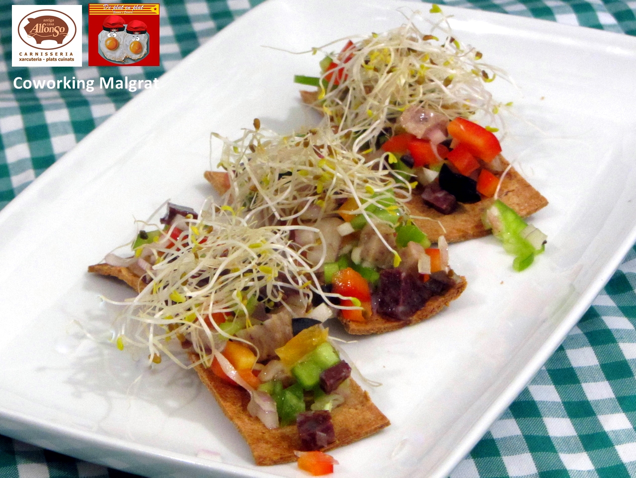 Mini Barquetes de “Picadillo” de Botifarres