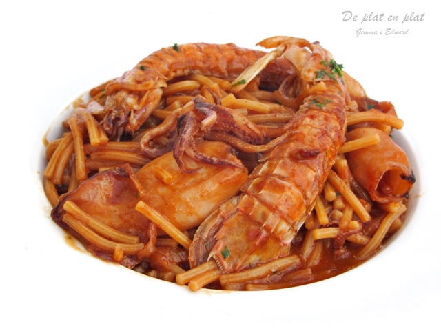 Fideus amb Calamarsons i Galeres